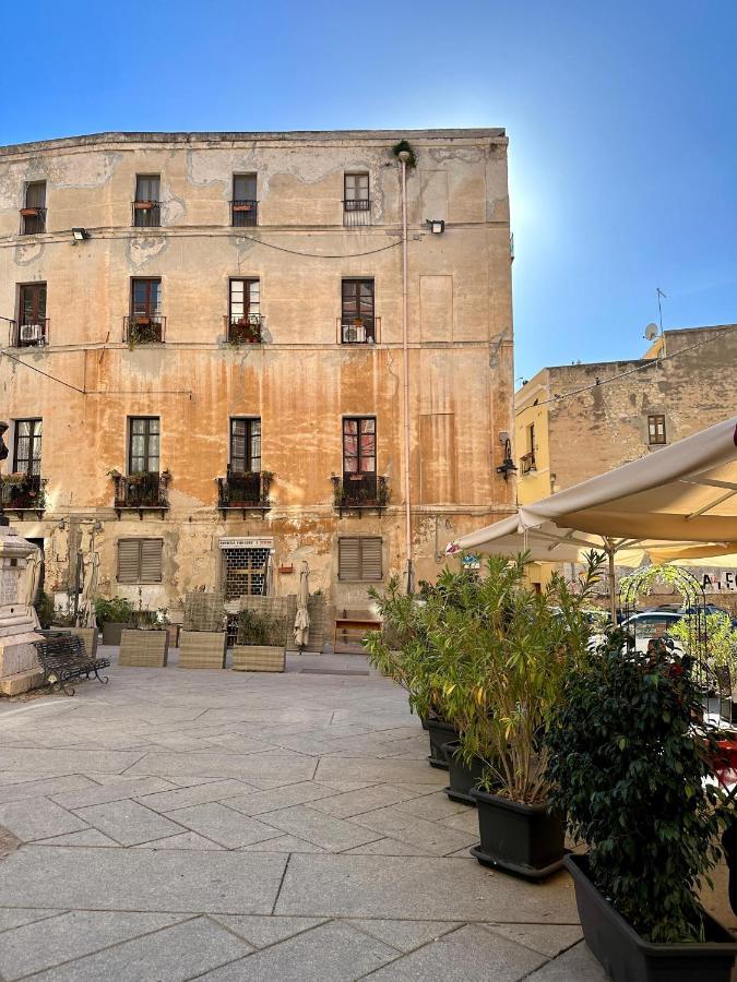 Hotel Piazza Carlo Alberto Cagliari Zewnętrze zdjęcie