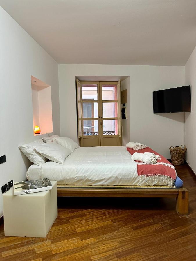 Hotel Piazza Carlo Alberto Cagliari Zewnętrze zdjęcie